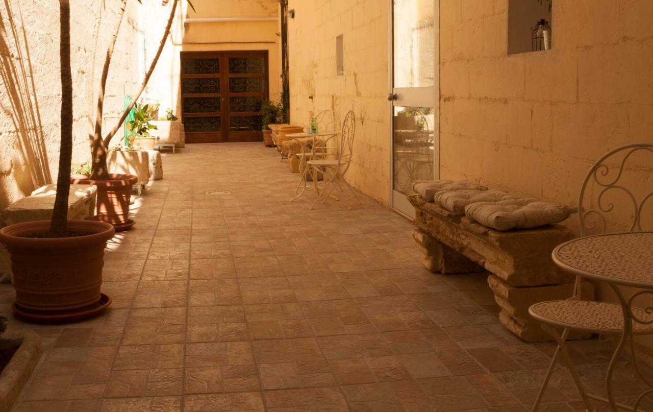 Villa Benincasa à Lecce Extérieur photo